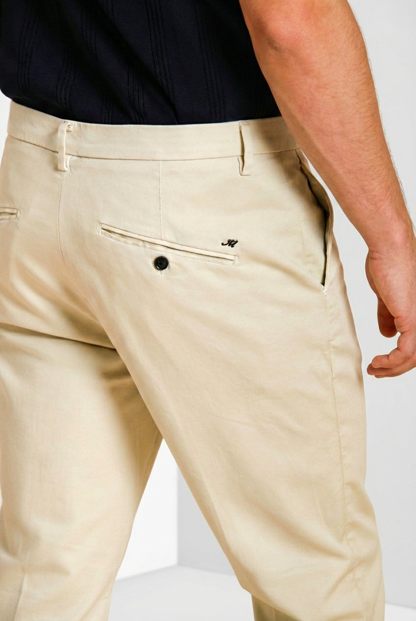 The men's chino pant, model Osaka – Mason's