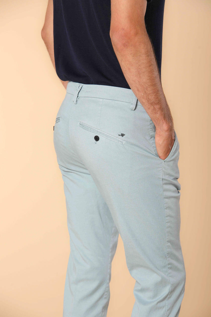 Osaka 1 Pinces pantalone chino uomo in twill di cotone e lyocell carrot fit