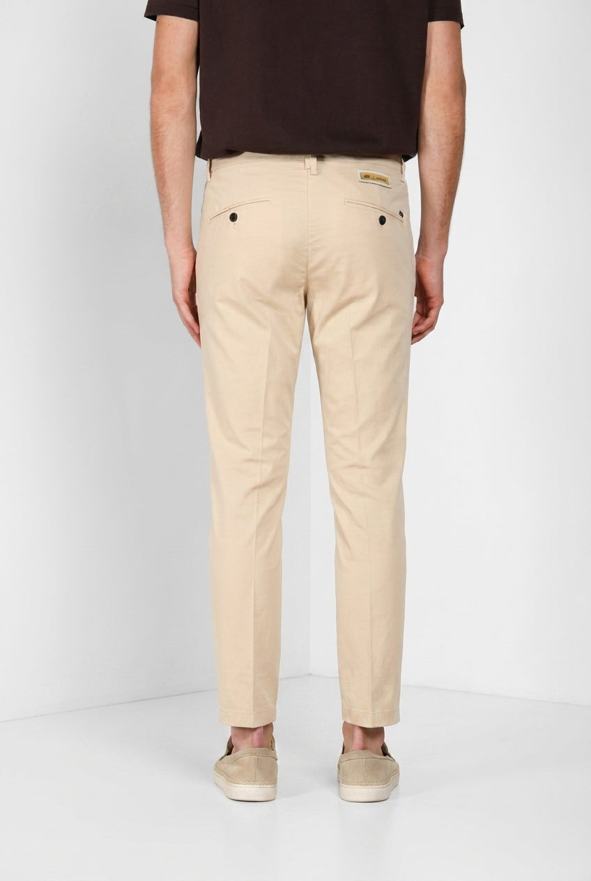 Osaka 1 Pinces pantalon chino homme en satin de coton et soie carrot fit ①