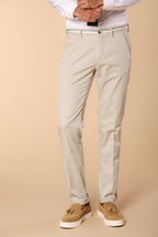 Torino Summer Herren Chino Hose aus Baumwoll- und Lyocell-Twill Slim Fit