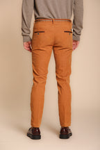 Foto 5 Torino Winter pantalone chino uomo in velluto 1000 righe slim fit