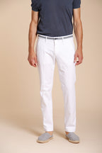 Torino Elegance Hose Chino Herren aus feiner Tricotine aus Baumwolle und Lyocell slim fit