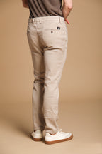 Torino pantalone chino uomo in twill di cotone e lino slim fit