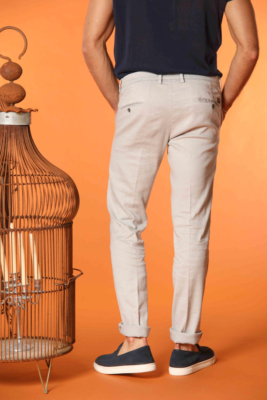 Torino pantalon chino homme en twill de coton et lin coupe Slim