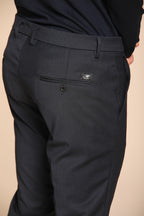 Foto 2 Torino pantalone chino uomo in lana unita slim fit