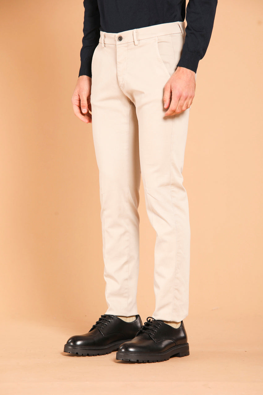 Torino men's chino pants in gabardine slim fit  ①