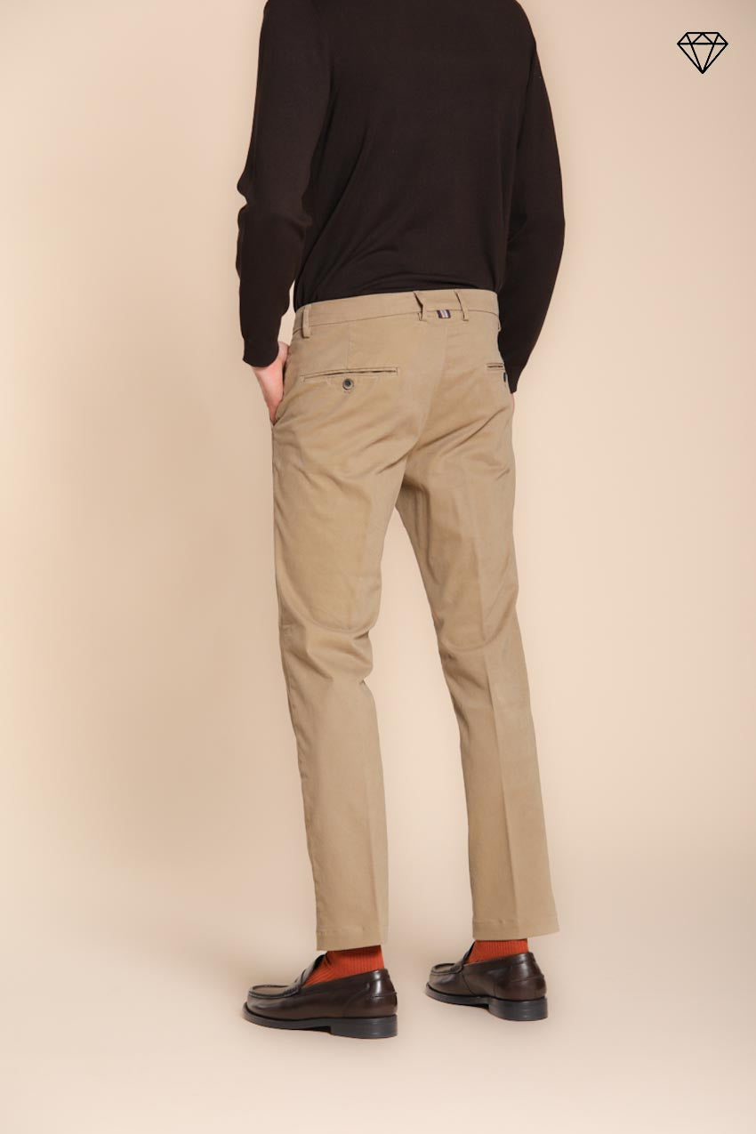 Torino pantalon chino homme en gabardine slim fit ①