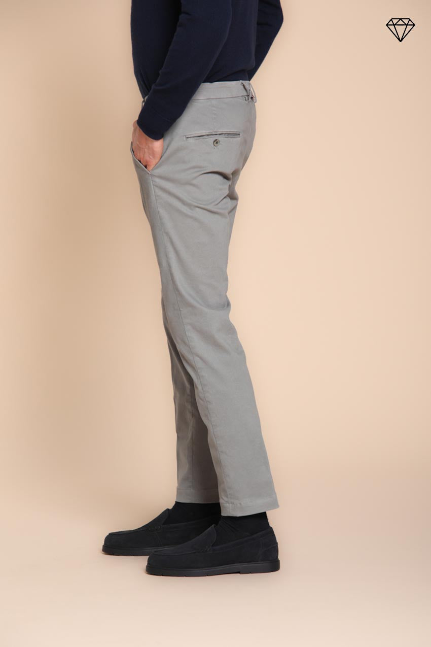 Torino pantalon chino homme en gabardine slim fit ①