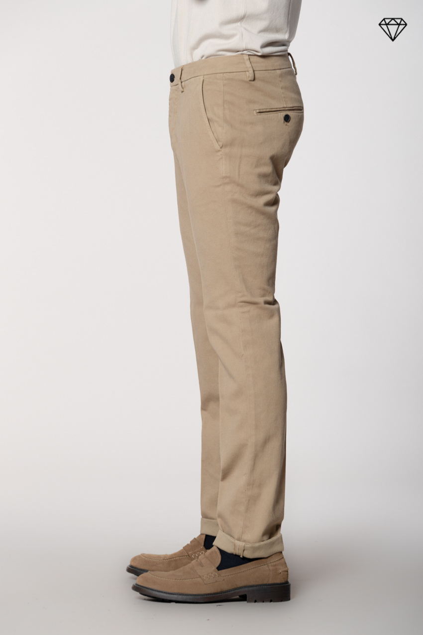 Torino pantalone chino uomo in cotone cashmere slim fit ①