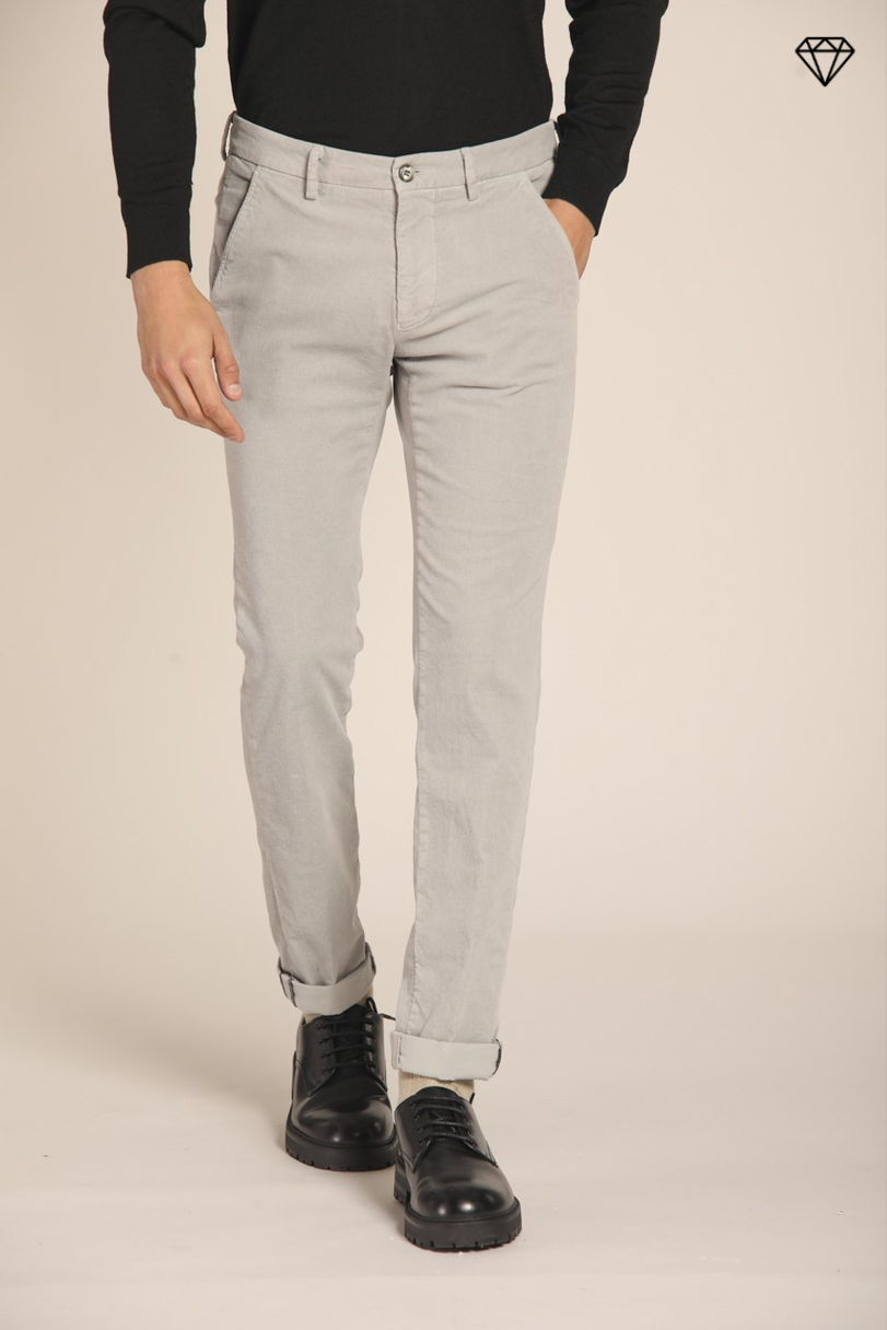 Torino pantalon chino homme en velours 1500 rayé coupe slim  ①