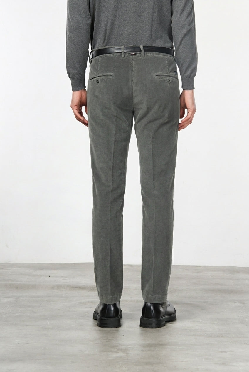 Torino men’s chino pants in 1000-wale corduroy, slim fit ①