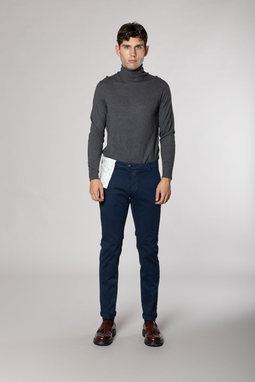 Torino Flex men's chino pants in satin slim fit