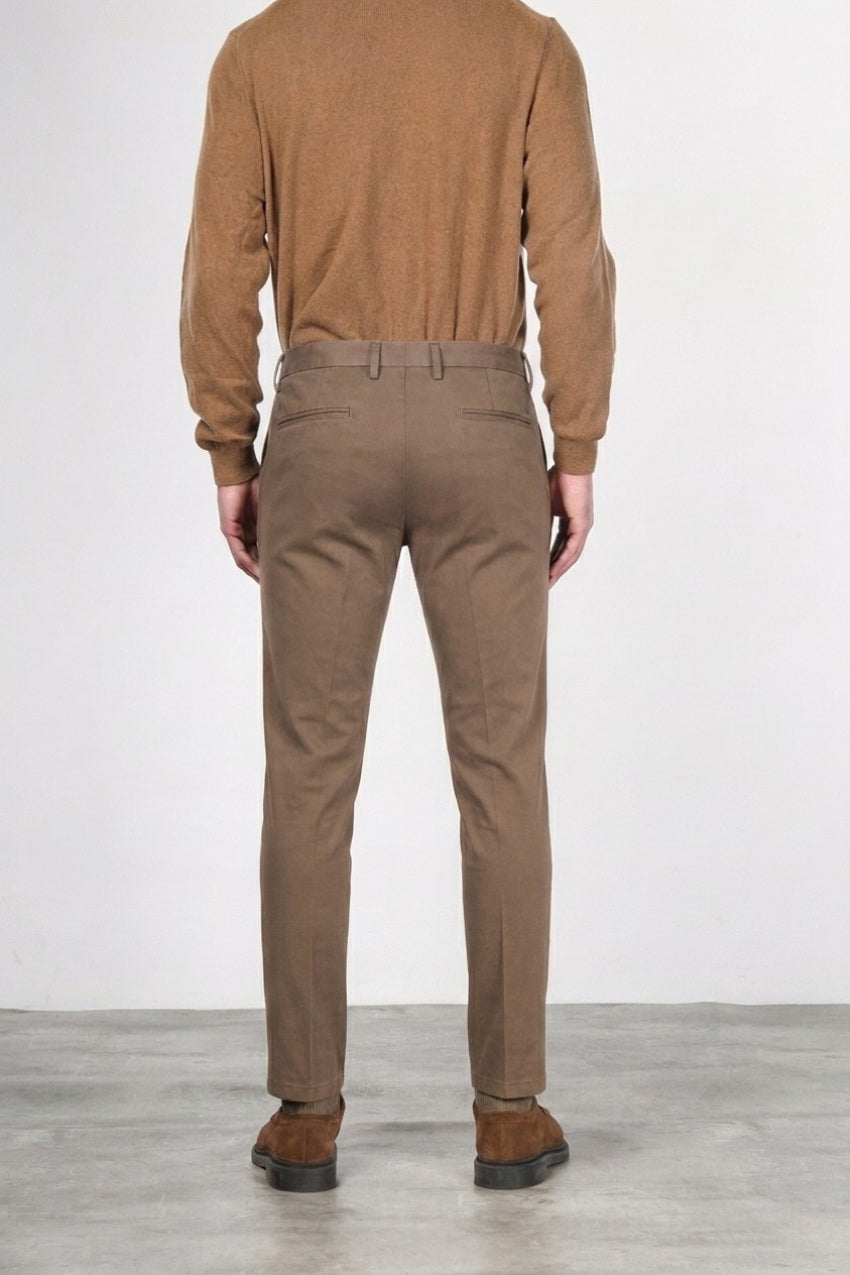 Torino Flex men’s chino pants in satin with slim fit ①