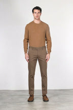 Torino Flex men’s chino pants in satin with slim fit ①
