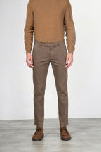 Torino Flex men’s chino pants in satin with slim fit ①