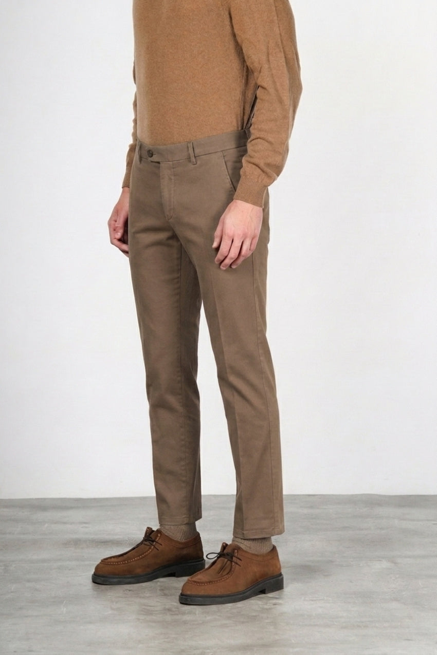 Torino Flex men’s chino pants in satin with slim fit ①
