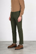Torino Flex men’s chino pants in satin with slim fit ①