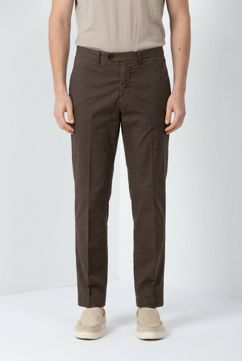Boston men's chino pants in lightweight stretch twill relaxed fit