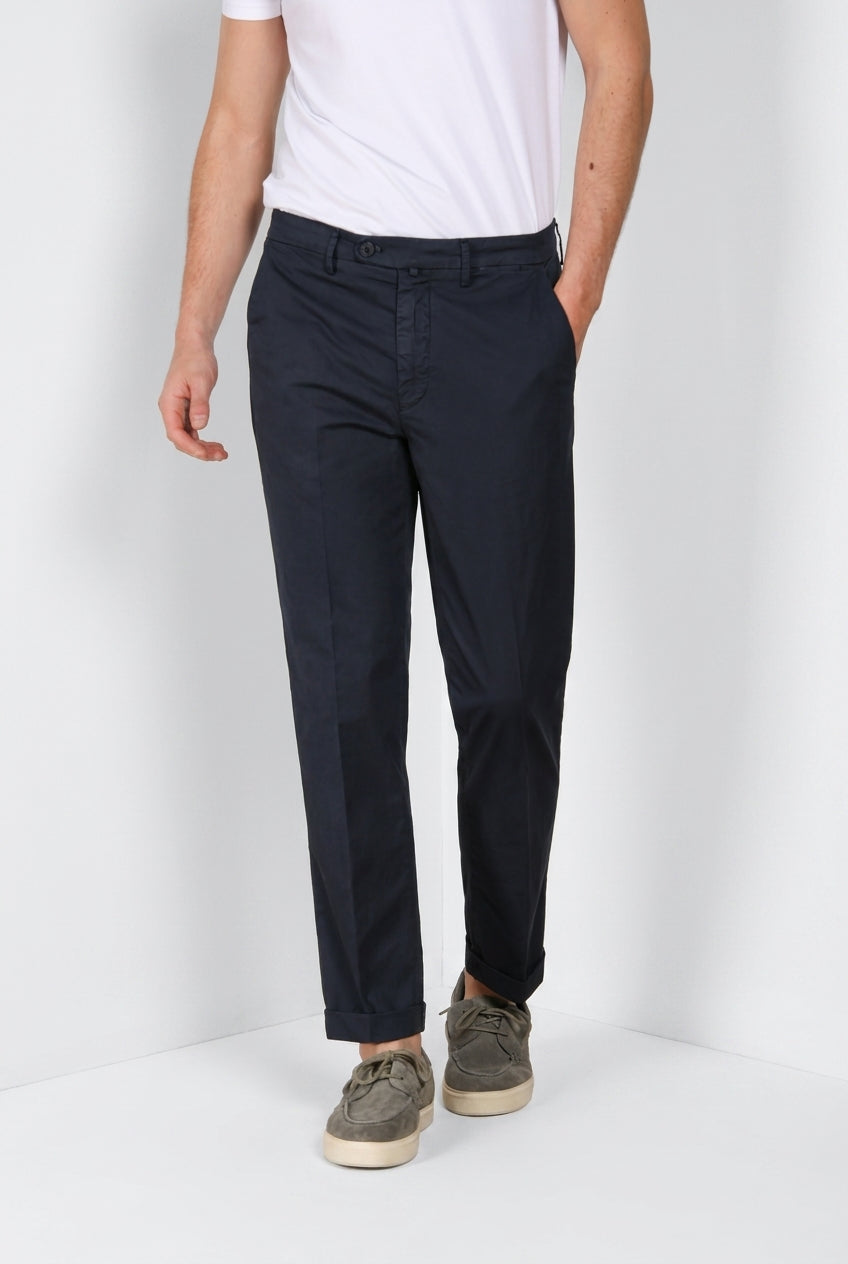 Boston Hose Chino Herren aus leichtem Stretch-Twill relaxed fit