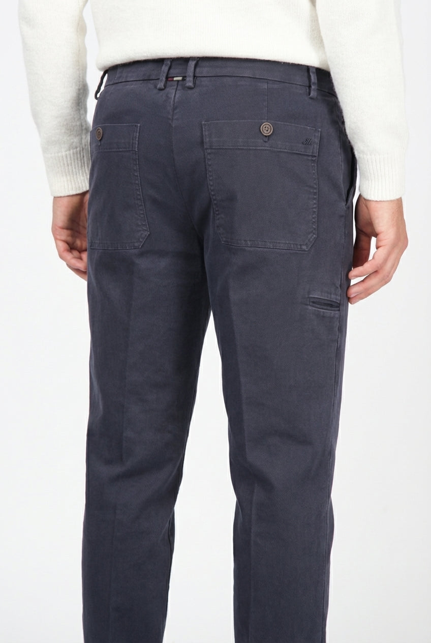Garden men’s chino pants in stretch bull with carrot fit
