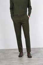 Paris pantalone chino uomo in gabardina cotone e lana carrot fit