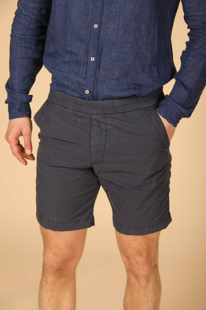 Image 1 of men's chino Bermuda shorts, Capri Khinos Summer model, in blue navy, regular fit by Mason's