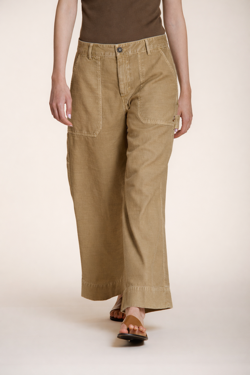 Dallas Wide women's cargo pants in slub cotton straight fit