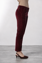 New York Slim women’s chino trousers in wide-wale corduroy slim fit ①