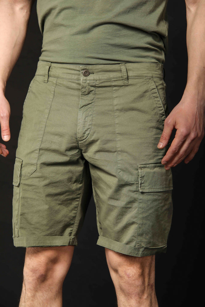Image 1 of men's cargo Bermuda shorts, Havana model, in green, carrot fit by Mason's