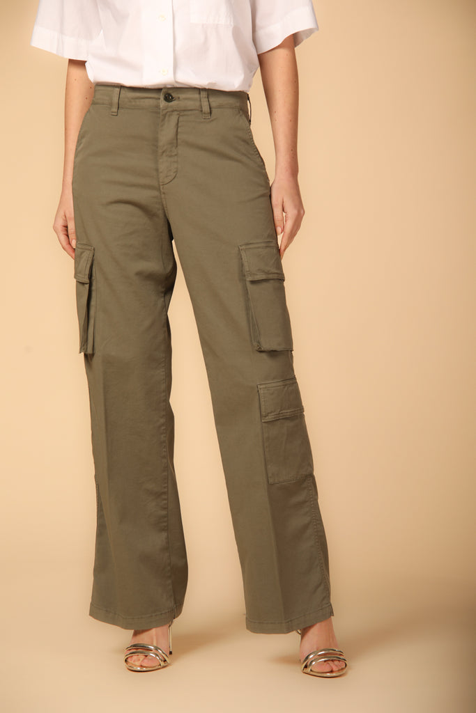Image 1 of women's cargo pants, Havana model, in military green with a relaxed fit by Mason's