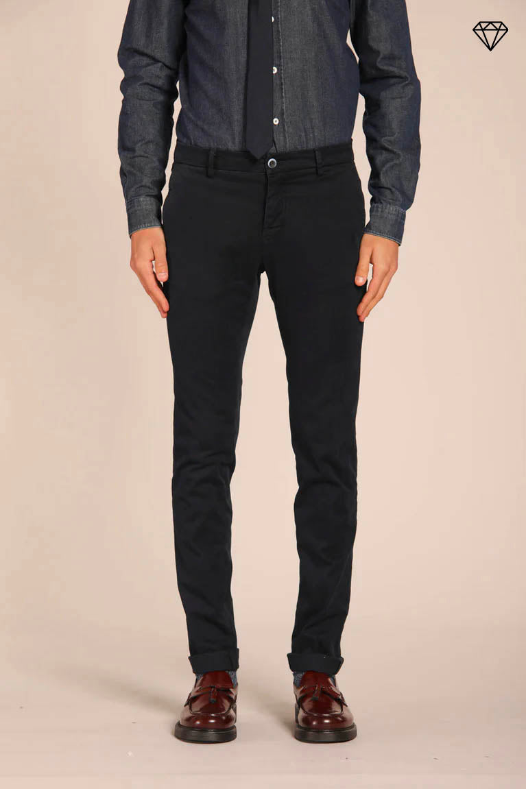 Milano Herren Chino Hose aus Gabardine Stretch extra slim Fit  ①.