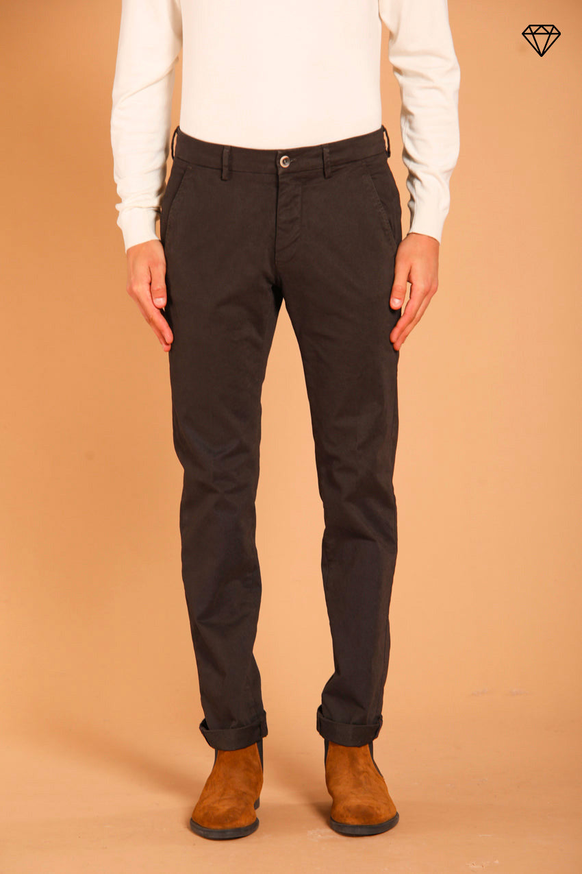 Torino Herren Chino Hose aus Gabardine Slim Fit  ①