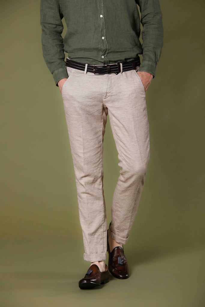 Image 1 of men's linen and cotton stucco-colored chino pants with houndstooth pattern Torino Style model by Mason's