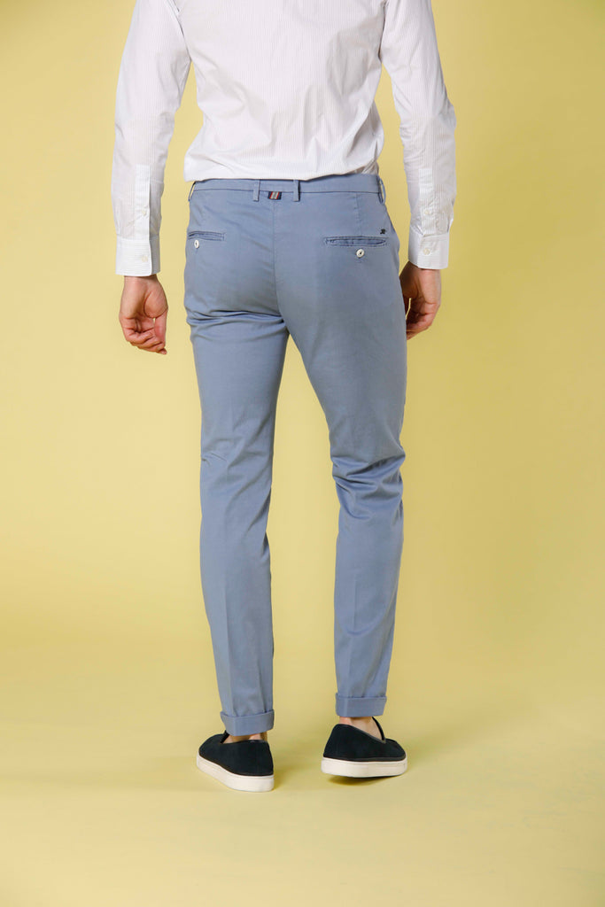Image 5 of men's cotton twill and tencel light blue color chino pants Torino Summer Color model by Mason's