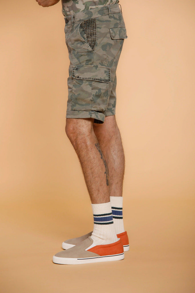 Chile man cargo bermuda in cotton with camouflage pattern Regular and studs