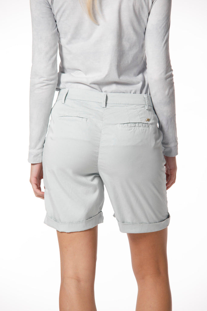 Jaqueline Curvy woman chino bermuda in tencel with studs curvy