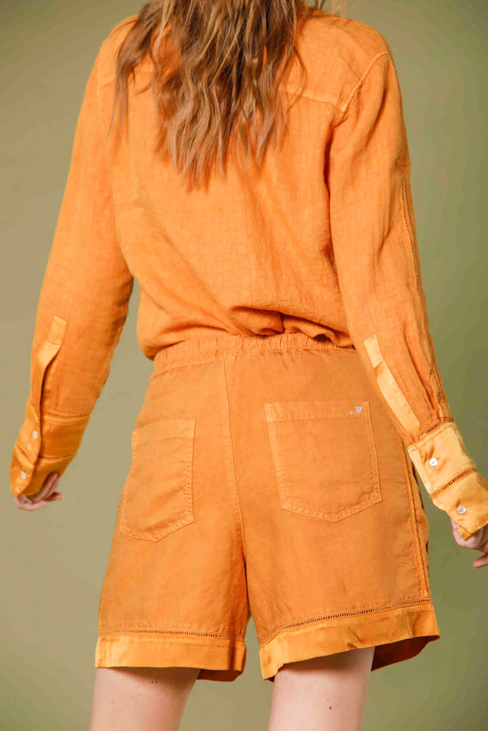 image 5 of woman's chino bermuda in tencel and linen linda jogger model in orange relaxed fit by mason's 