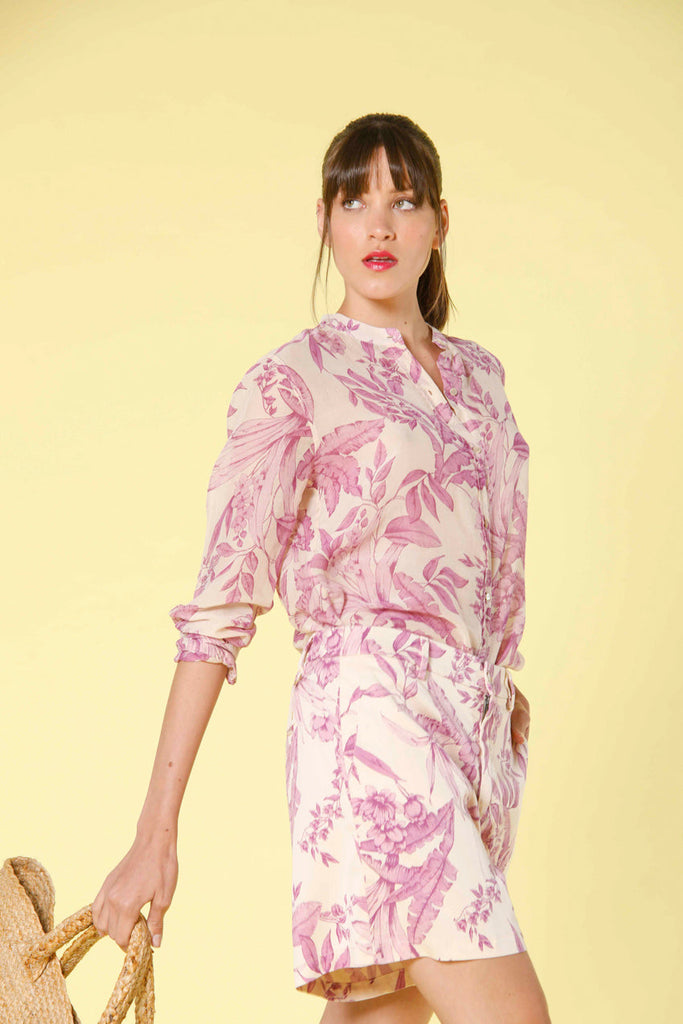 immagine 4 di camicia da donna a maniche lunghe in mussola con stampa a fiori e collo alla coreana modello Delhi colore rosa di Mason's 