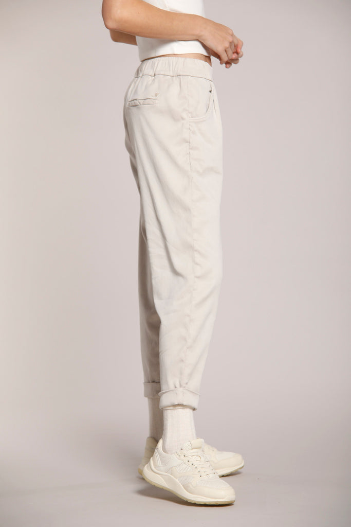 Immagine 4 di pantalone chino donna in felpa colore ghiaccio modello Easy jogger di Mason's