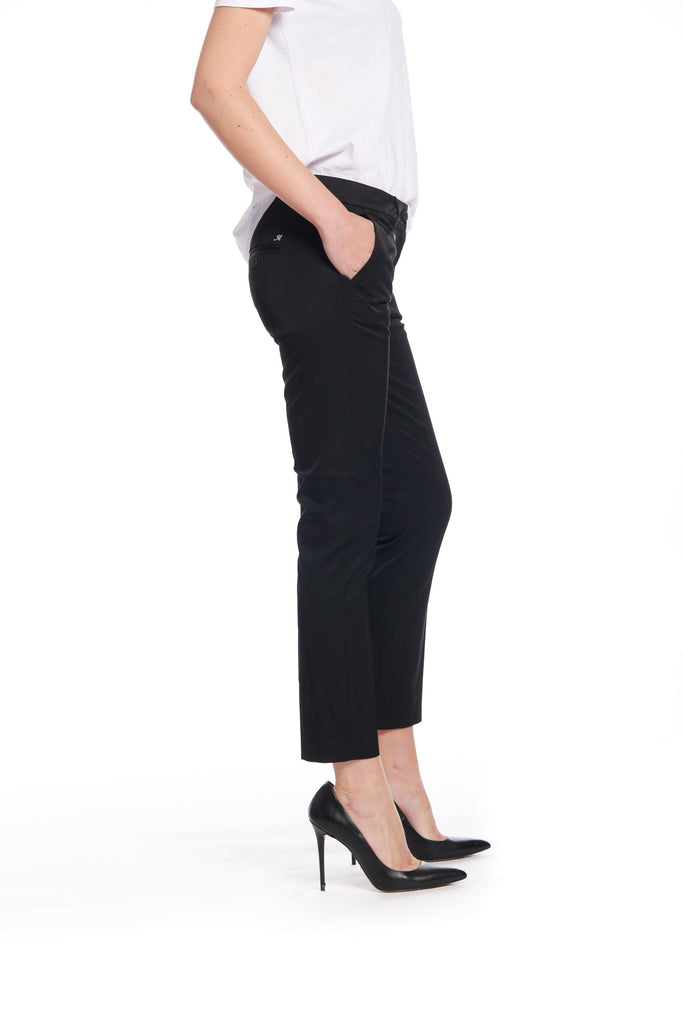 New York Slim woman chino trousers in stretch satin slim ①