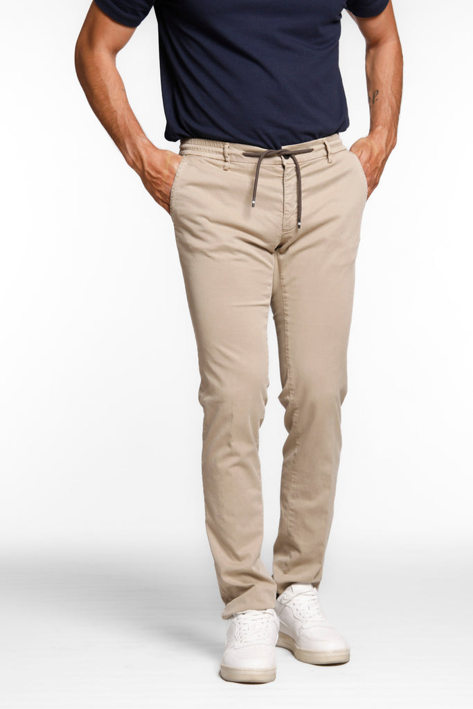 Milano Jogger man chino pants in cotton and tencel extra slim