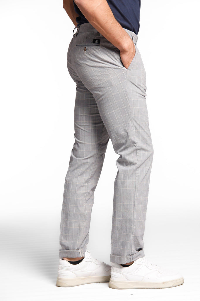 New York man chino pants in tencel and cotton with shaded Wales pattern regular