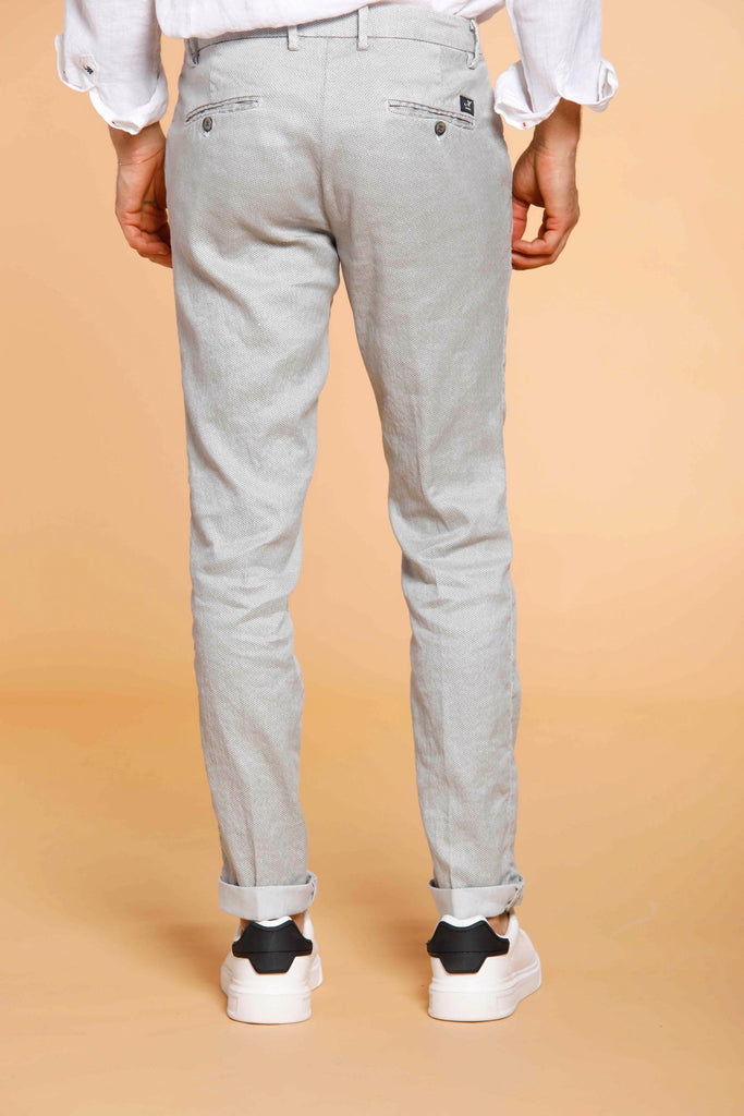 Milano Style man chino pants in linen and cotton with micropattern extra slim