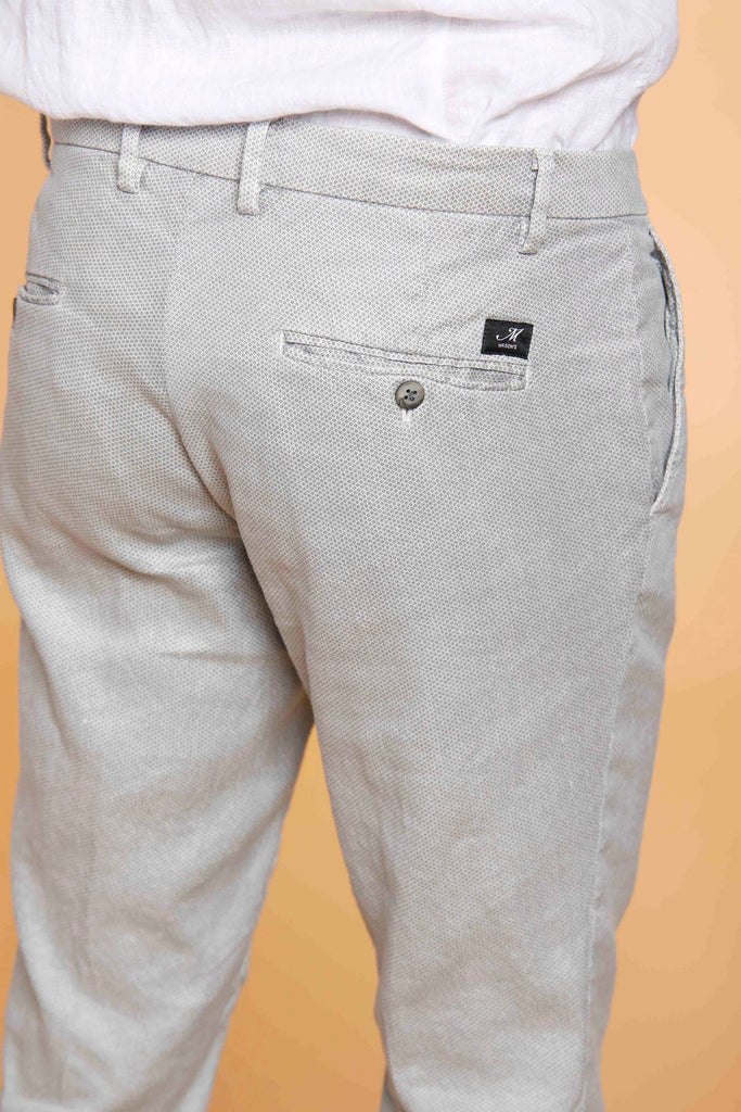 Milano Style man chino pants in linen and cotton with micropattern extra slim