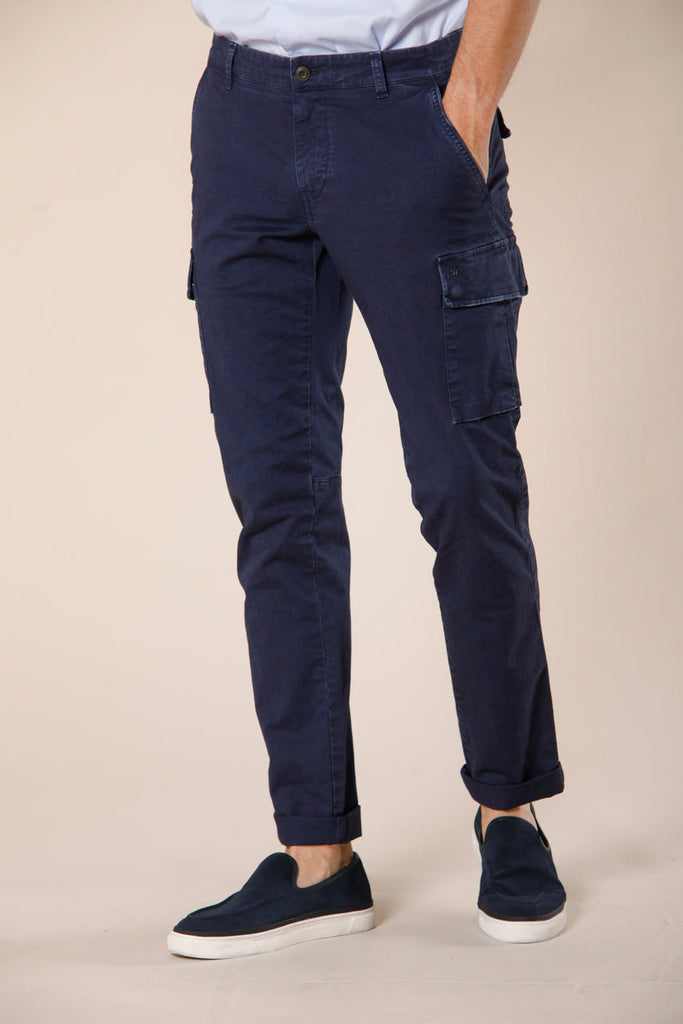 immagine 1 di pantalone cargo uomo in cotone modello Chile colore blu navy extra slim di Mason's